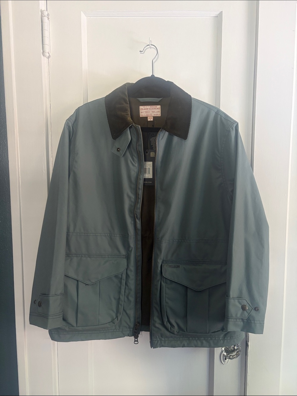 Filson Women’s Cover Cloth Raincoat- Balsam Green